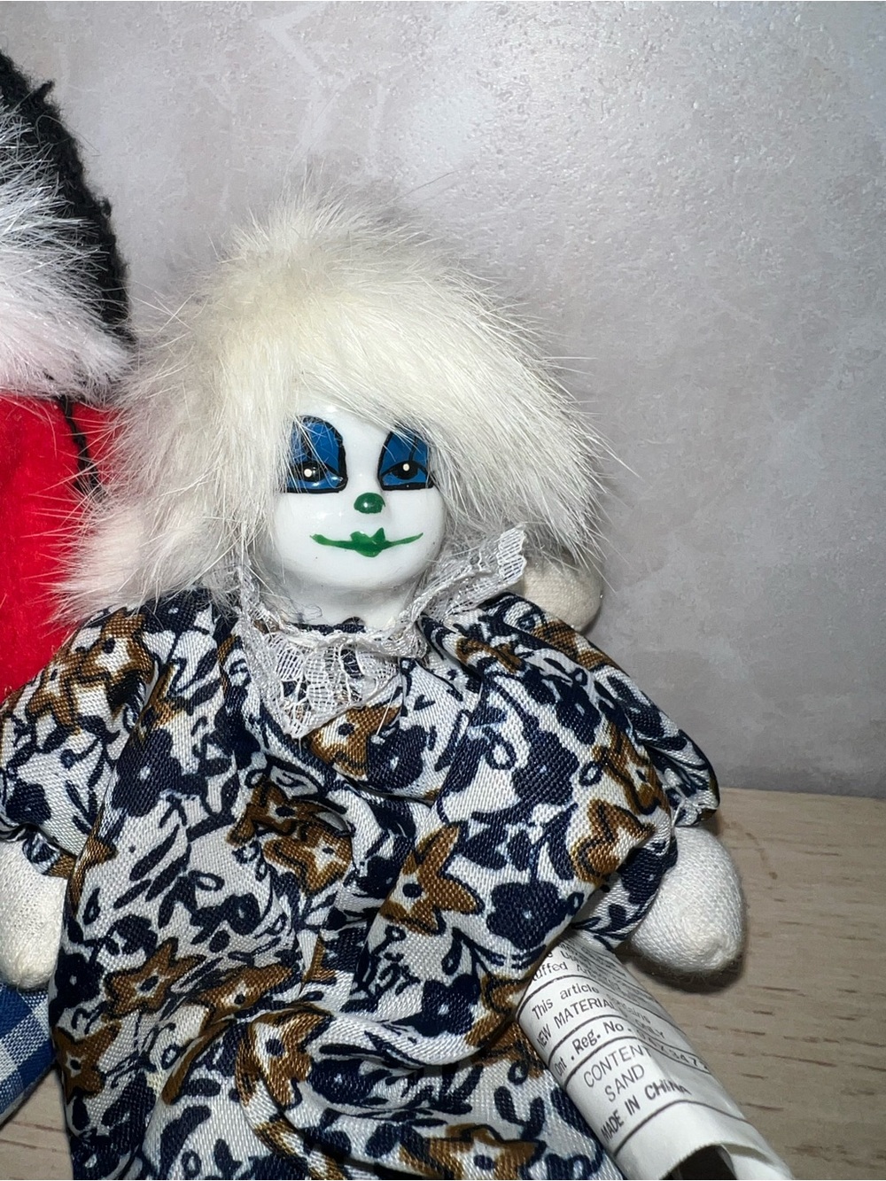 Vintage Classic Treasures Porcelain Face Clown Dolls 1980s/90s – Pair - Picture 2 of 4